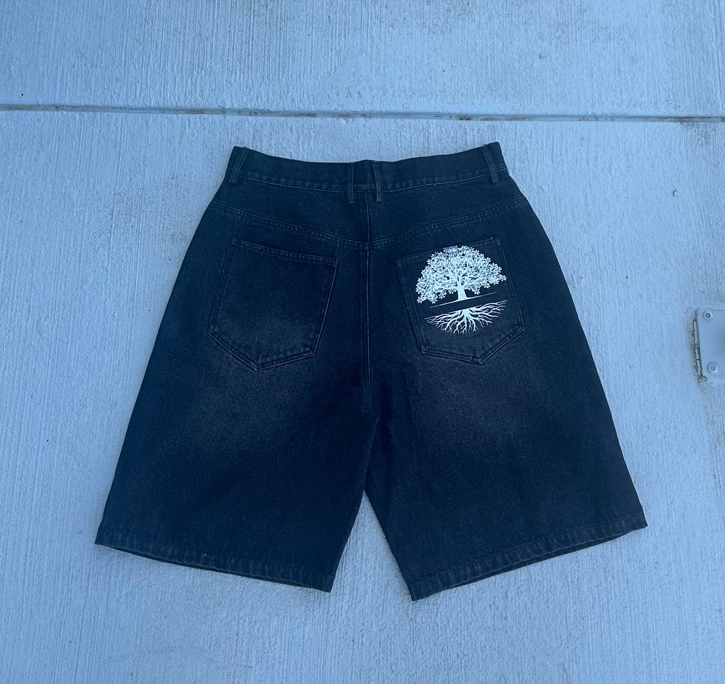 "ROOTED" TFL JEAN SHORTS